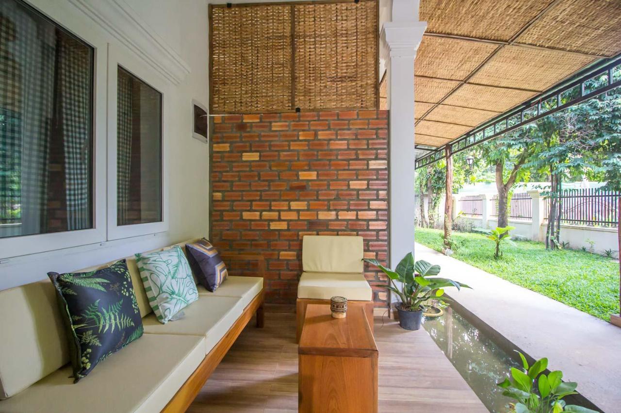 Angkor Dino Home Siem Reap Exterior photo